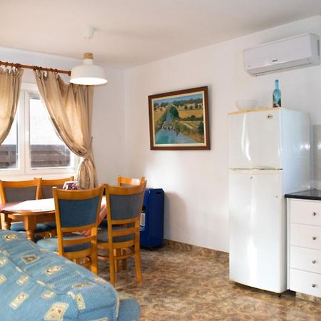 Merika Complex 1 Hou.32 Lárnaka Kültér fotó