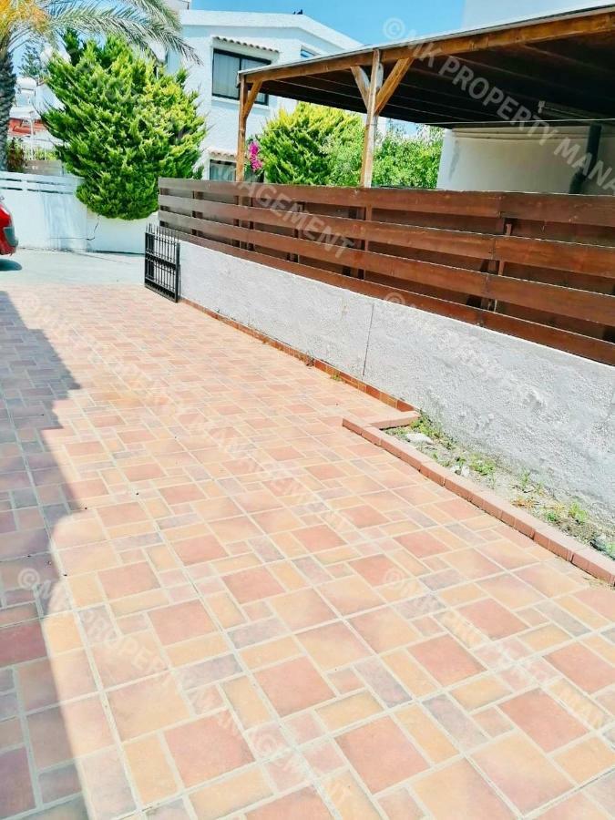 Merika Complex 1 Hou.32 Lárnaka Kültér fotó